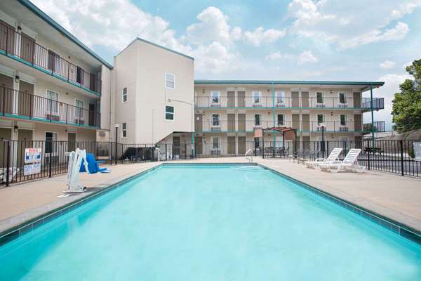 Days Inn by Wyndham Harrison in Harrison, Arkansas, United States