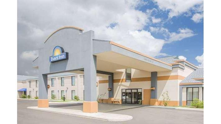 Days Inn by Wyndham Hattiesburg MS in Hattiesburg, Mississippi, United States