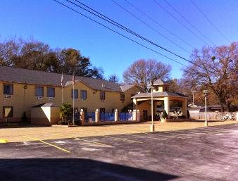 Days Inn by Wyndham Henderson in Henderson, Texas, United States