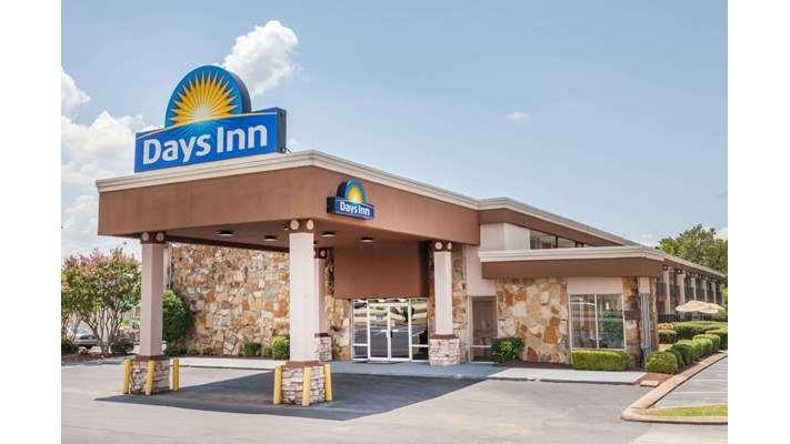 Days Inn by Wyndham Jackson in Jackson, Tennessee, United States