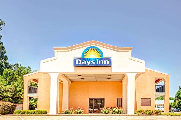 Days Inn by Wyndham Kennesaw in Kennesaw, Georgia, United States