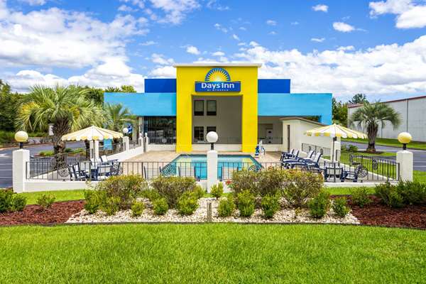 Days Inn by Wyndham Ladson Summerville Charleston in Ladson, South Carolina, United States