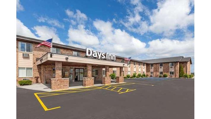 Days Inn by Wyndham Manistee in Manistee, Michigan, United States