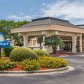 Days Inn by Wyndham Marianna
