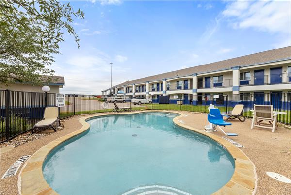 Days Inn by Wyndham McKinney in McKinney, Texas, United States