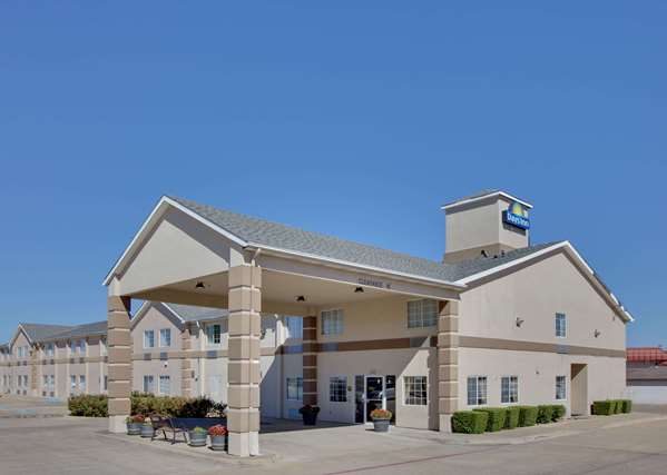 Days Inn by Wyndham Mesquite Rodeo TX in Mesquite, Texas, United States