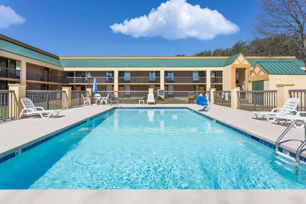 Days Inn by Wyndham Mocksville in Mocksville, North Carolina, United States