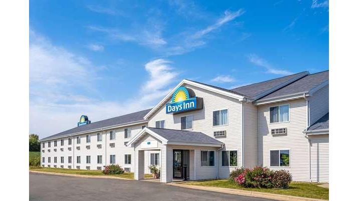 Days Inn by Wyndham Neenah in Neenah, Wisconsin, United States