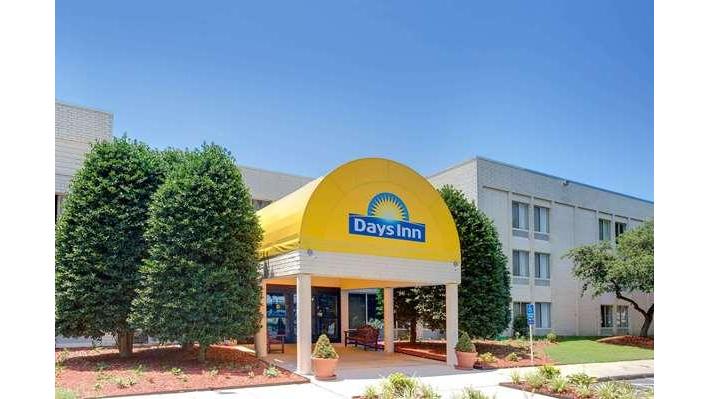 Days Inn by Wyndham Newport News City Center Oyster Point in Newport News, Virginia, United States