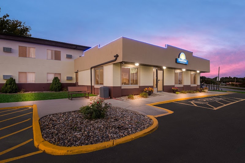 Days Inn by Wyndham Newton in Newton, Iowa, United States