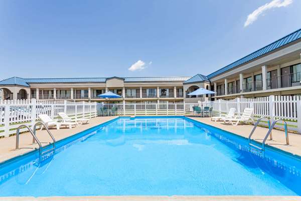 Days Inn by Wyndham Owensboro in Owensboro, Kentucky, United States