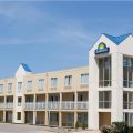 Days Inn by Wyndham West Des Moines / Clive