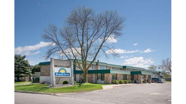 Days Inn by Wyndham in Mason City, Iowa, United States