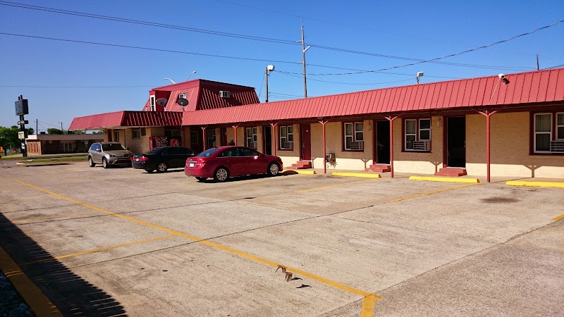 Deluxe Inn Lawton in Lawton, Oklahoma, United States