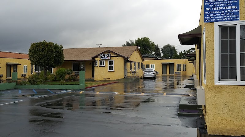 Deluxe Motel in Pomona, California, United States
