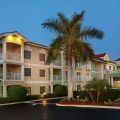 DoubleTree Suites by Hilton Naples