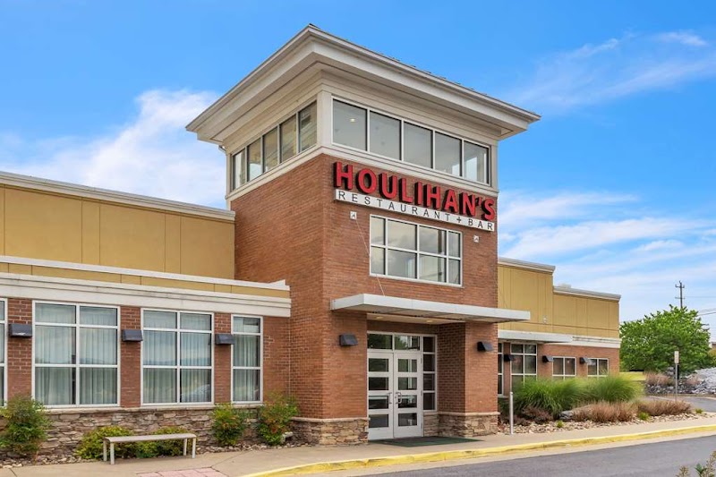 DoubleTree by Hilton Front Royal Blue Ridge Shadows in Front Royal, Virginia, United States