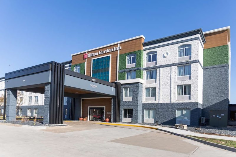 DoubleTree by Hilton Hotel Des Moines Airport in Des Moines, Iowa, United States