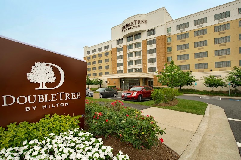 DoubleTree by Hilton Hotel Sterling - Dulles Airport in Dulles Town Center, Virginia, United States