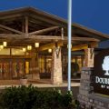 DoubleTree by Hilton Libertyville-Mundelein