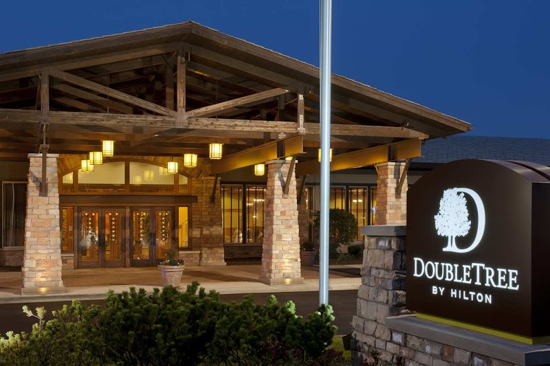 DoubleTree by Hilton Libertyville-Mundelein in Mundelein, Illinois, United States