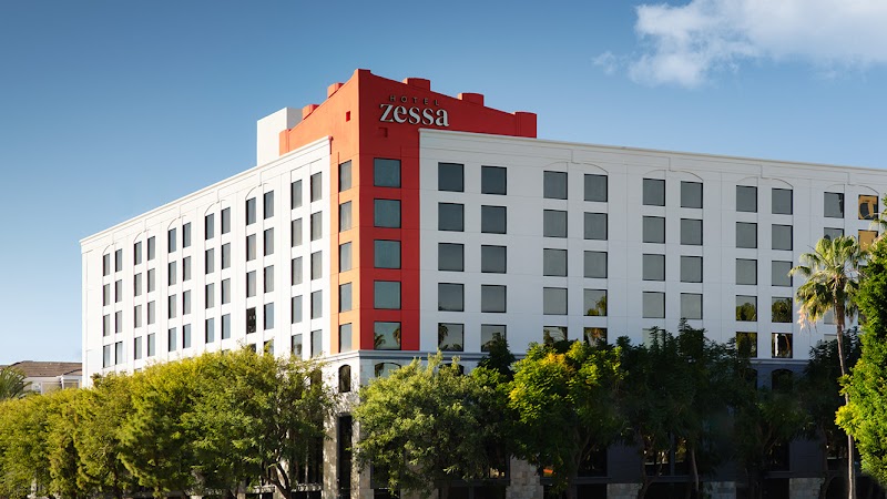 DoubleTree by Hilton Santa Ana - Orange County Airport in Santa Ana, California, United States