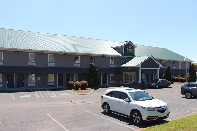 Douglas Inn & Suites in Cleveland, Tennessee, United States