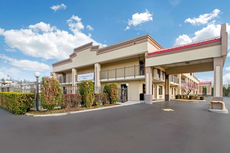 Econo Lodge in Lenoir City, Tennessee, United States