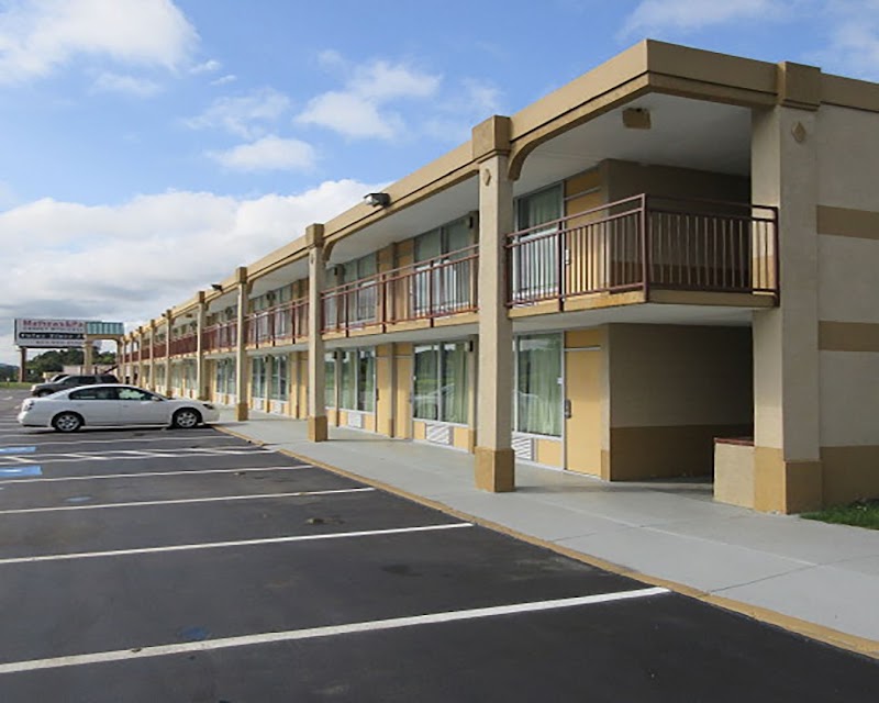 Econo Lodge Calhoun in Calhoun, Georgia, United States