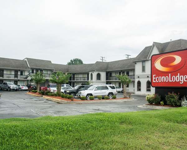 Econo Lodge Chesapeake Route 13 and I-464 in Chesapeake, Virginia, United States