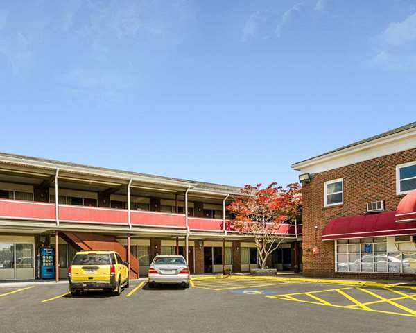 Econo Lodge Framingham in Framingham, Massachusetts, United States