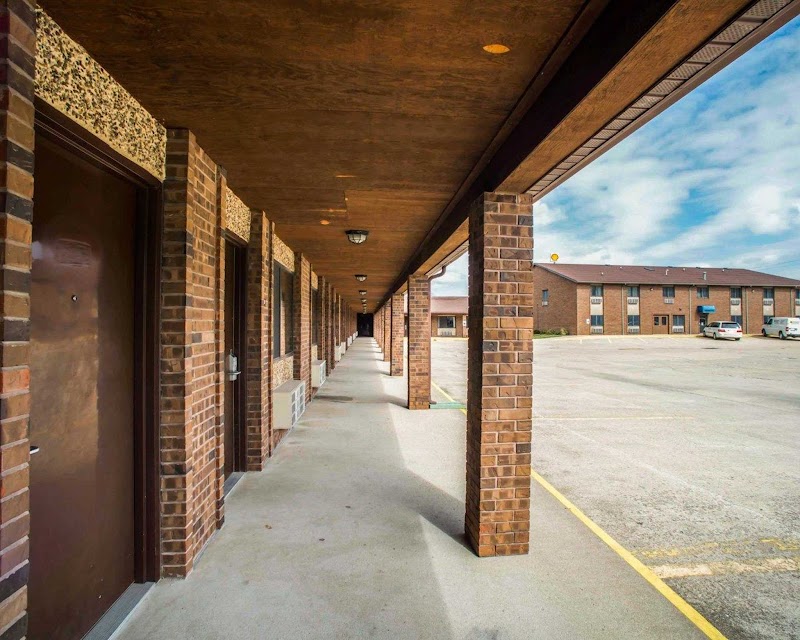 Econo Lodge Inn & Suites in Greenville, Illinois, United States