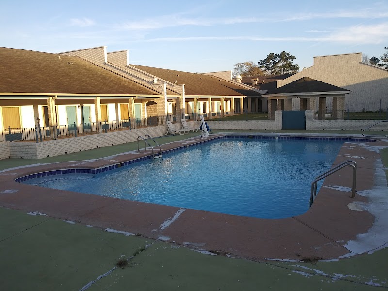 Econo Lodge Inn & Suites in Daleville, Alabama, United States