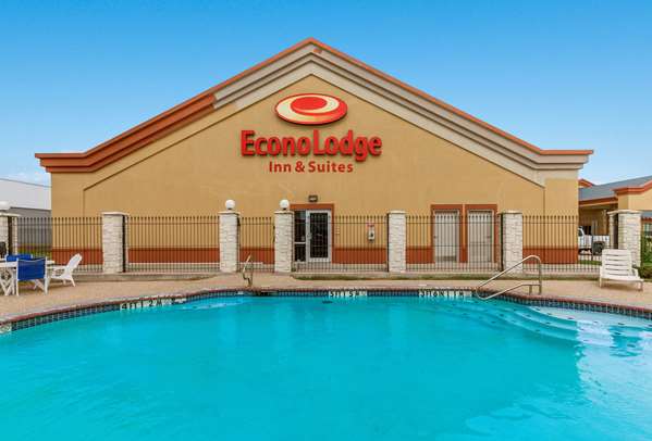 Econo Lodge Inn & Suites Bridge City in Bridge City, Texas, United States
