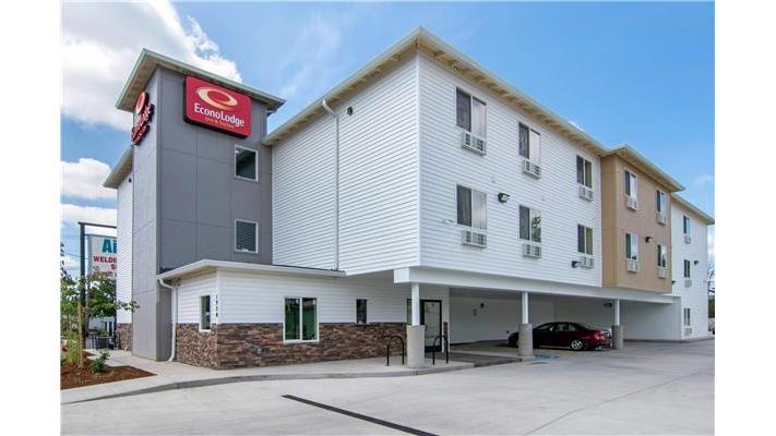 Econo Lodge Inn & Suites Central in Medford, Oregon, United States