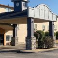 Econo Lodge Inn & Suites Clinton