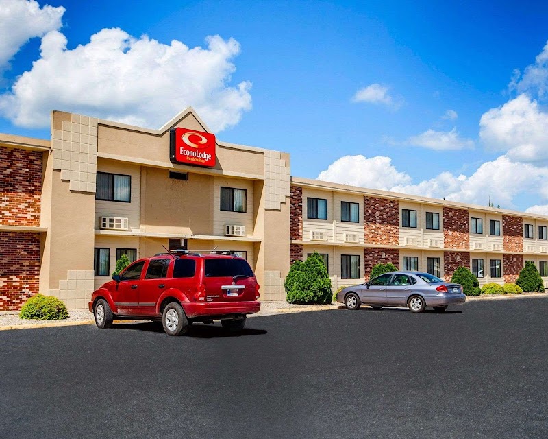 Econo Lodge Inn & Suites Newton in Newton, Iowa, United States