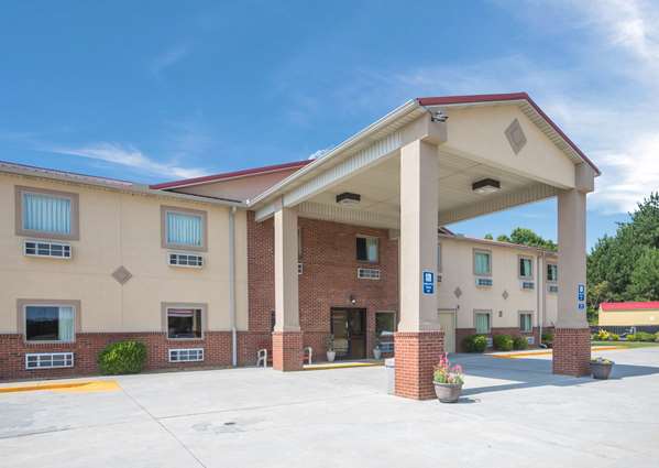 Econo Lodge Inn & Suites Rockmart in Rockmart, Georgia, United States