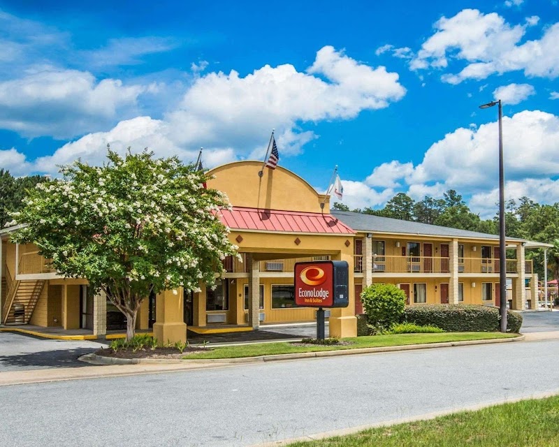 Econo Lodge Inn & Suites at Fort Benning in Columbus, Georgia, United States