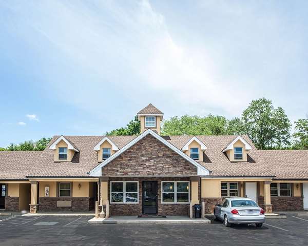 Econo Lodge Newton in Newton, New Jersey, United States