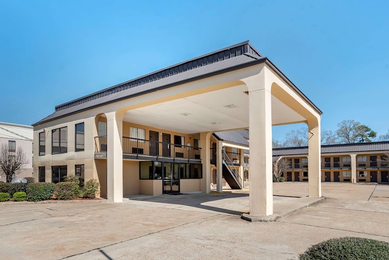 Econo Lodge Pearl in Pearl, Mississippi, United States