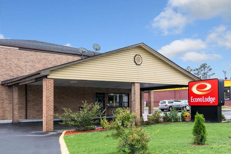 Econo Lodge Roanoke Rapids in Roanoke Rapids, North Carolina, United States