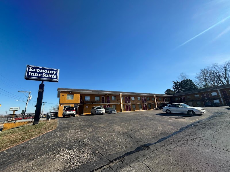 Economy Inn in Carmi, Illinois, United States