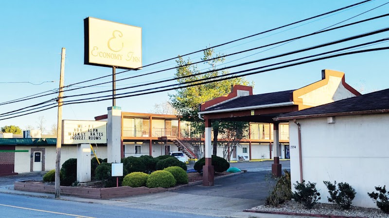Economy Inn Parkersburg in Parkersburg, West Virginia, United States