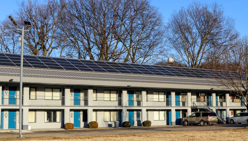 Economy Inn & Suites in Henderson, Kentucky, United States