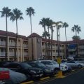 Eldorado Inn & Suites