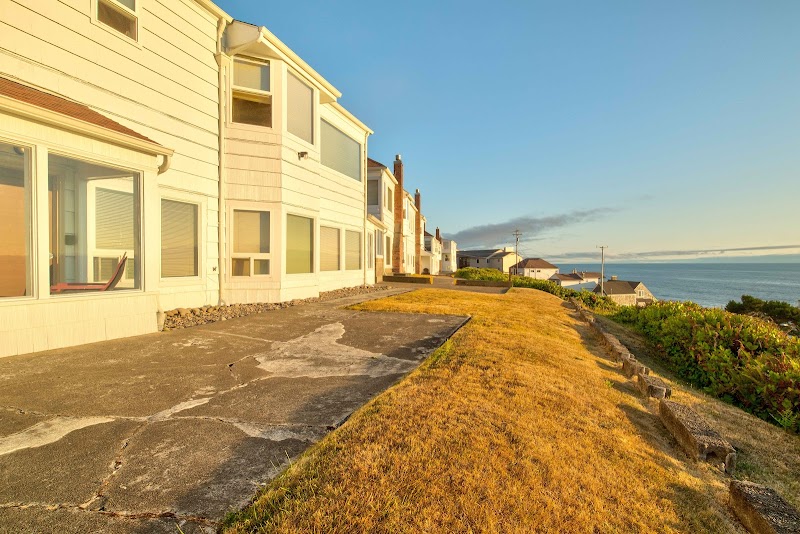 Ester Lee Motel in Lincoln City, Oregon, United States