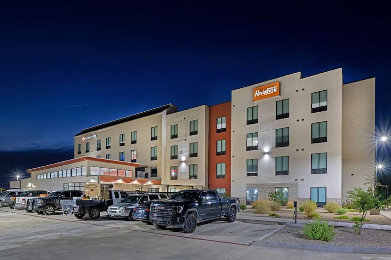 Executive Suites & Hotel in Carlsbad, New Mexico, United States