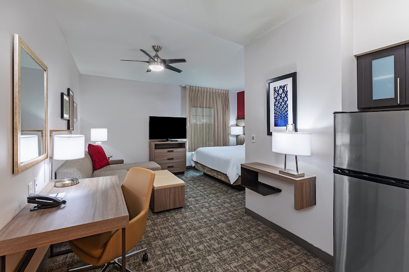 Executive Suites Intercontinental Airport in Humble, Texas, United States
