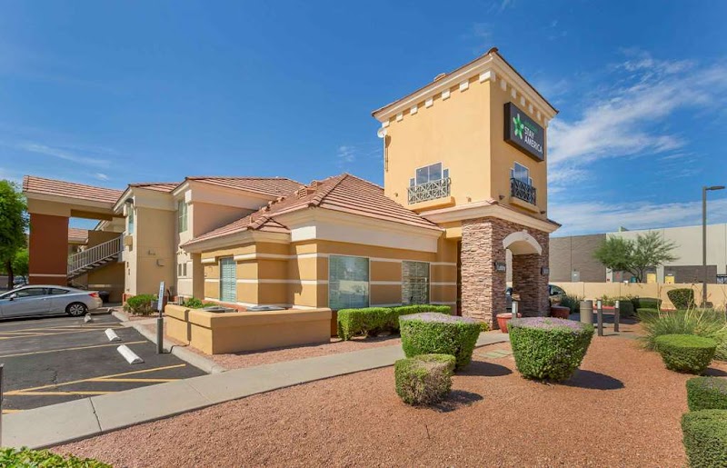 Extended Stay America - Phoenix - Chandler - E. Chandler Blvd. in Chandler, Arizona, United States